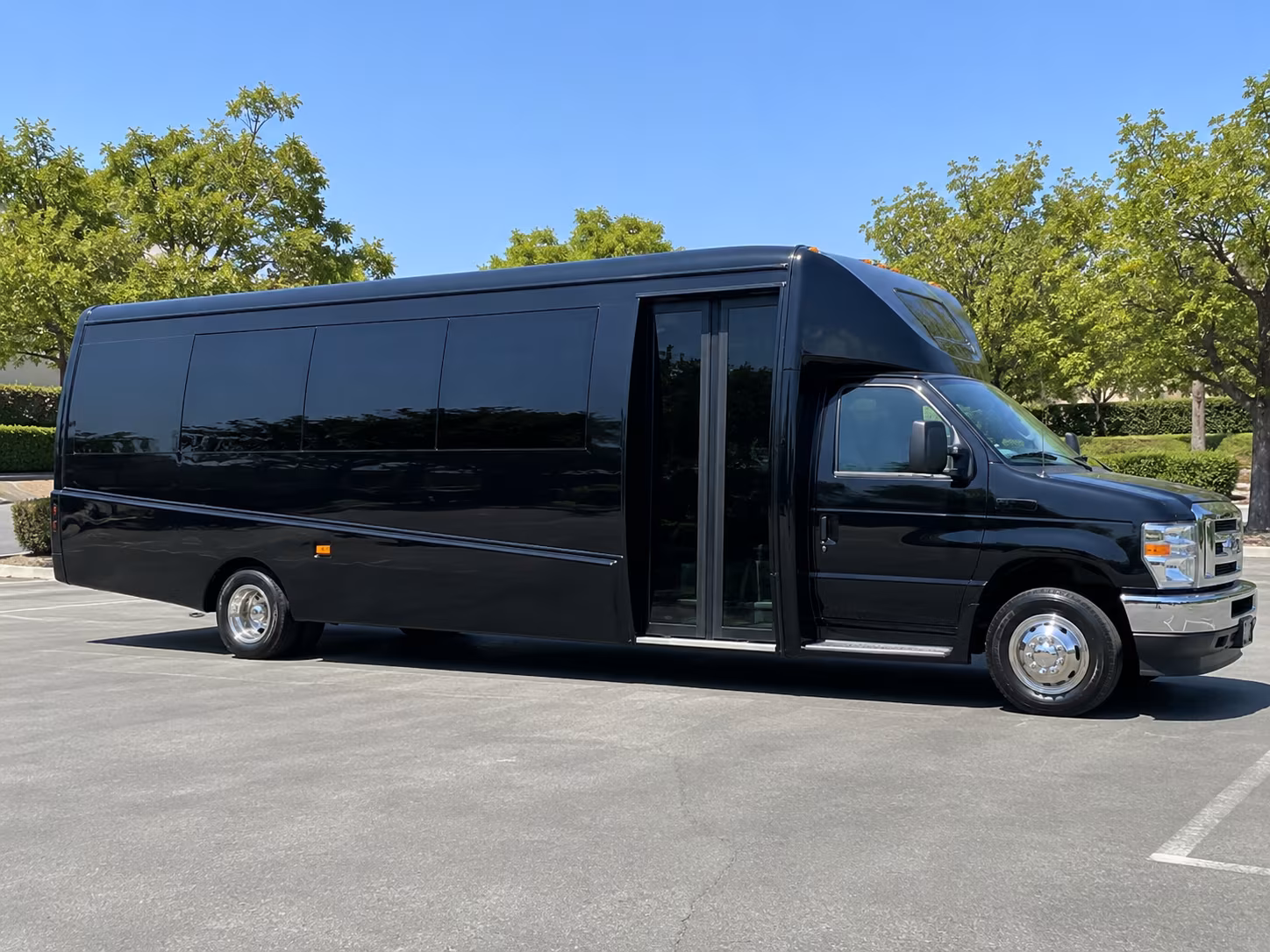buses for georgetown high school performing arts and academic competition travel