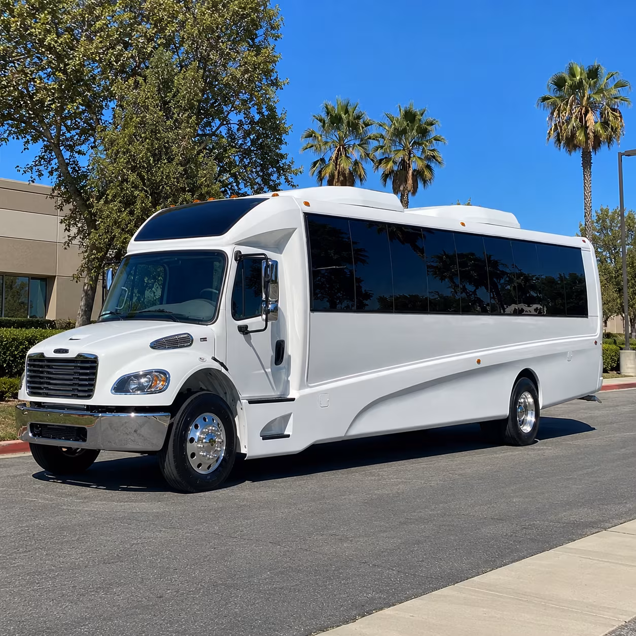 georgetown 18 passenger minibus