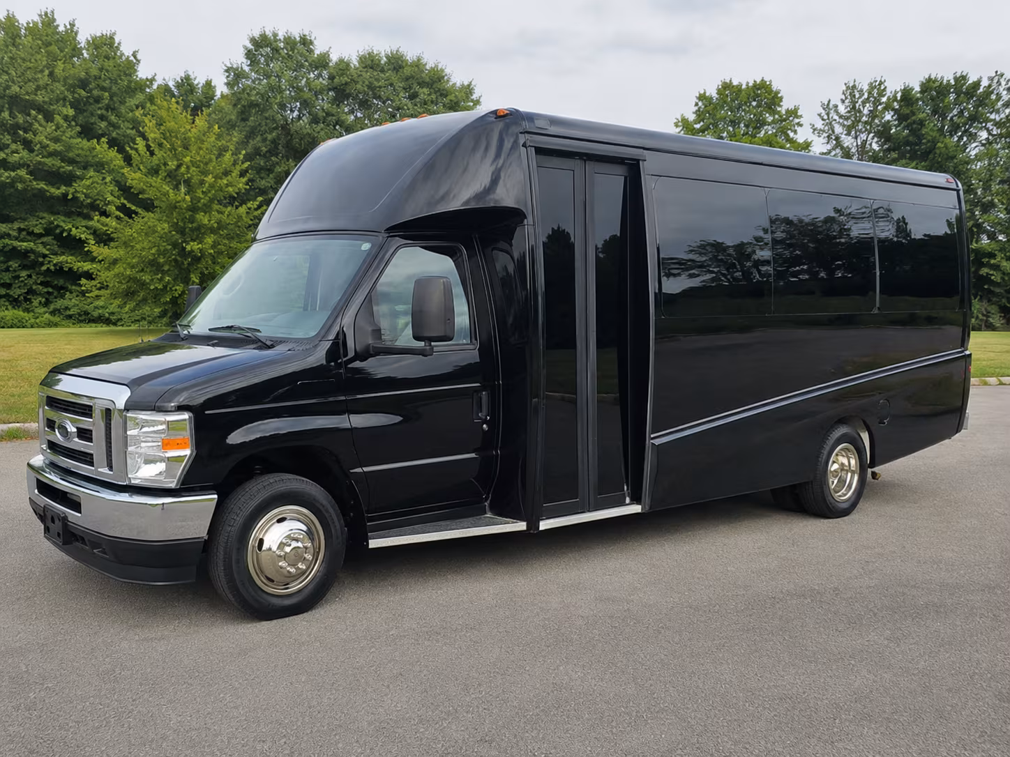 minibuses for inner space cavern and georgetown area field trips