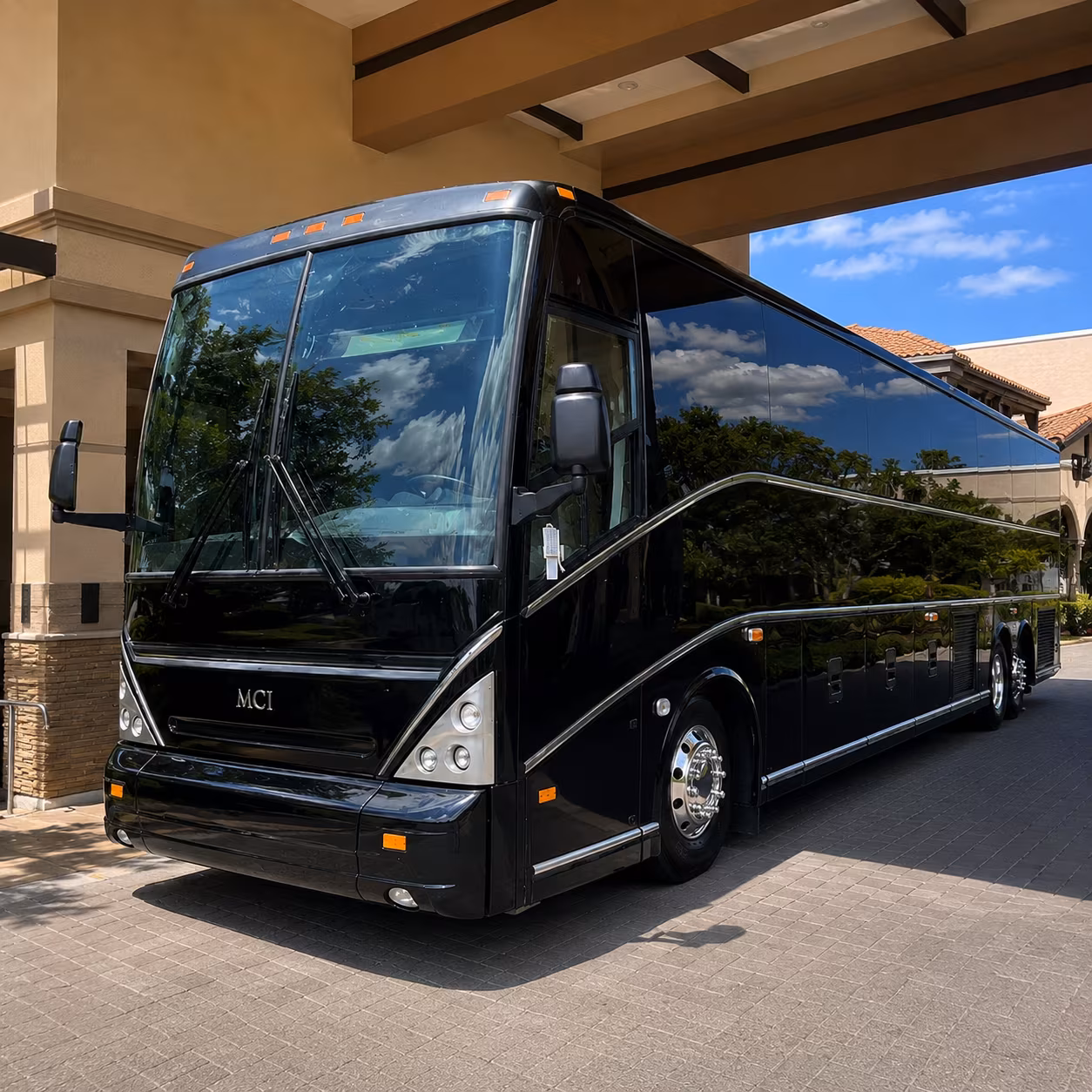 recurring employee shuttle contracts and multi day bus rentals in georgetown