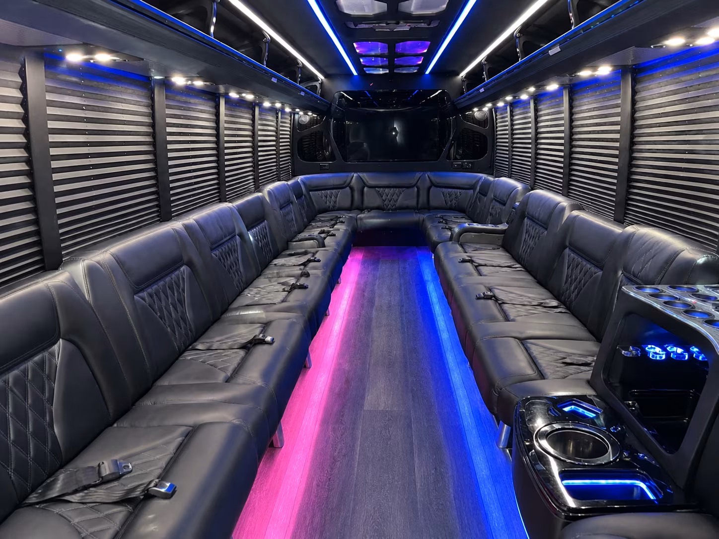 rent a party bus for bachelorette wine tours around georgetown